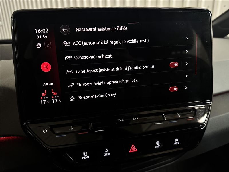 Volkswagen ID.3 150kW 1ST PLUS PRO PERF. - fotka 23 z 42