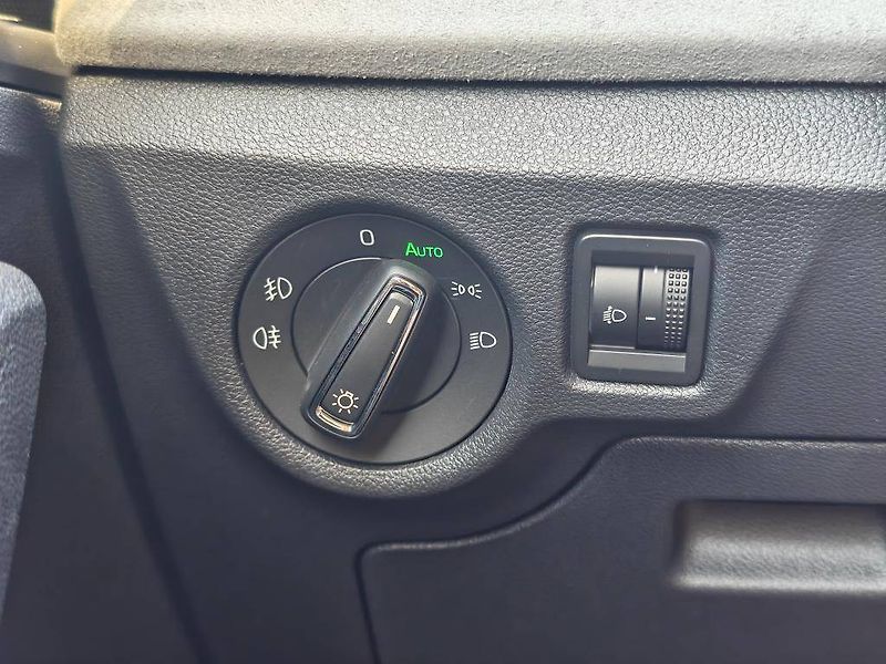 Škoda Scala Top Selection 6MP 1,0TSI - fotka 18 z 22