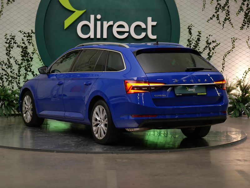 Škoda Superb - fotka 7 z 26