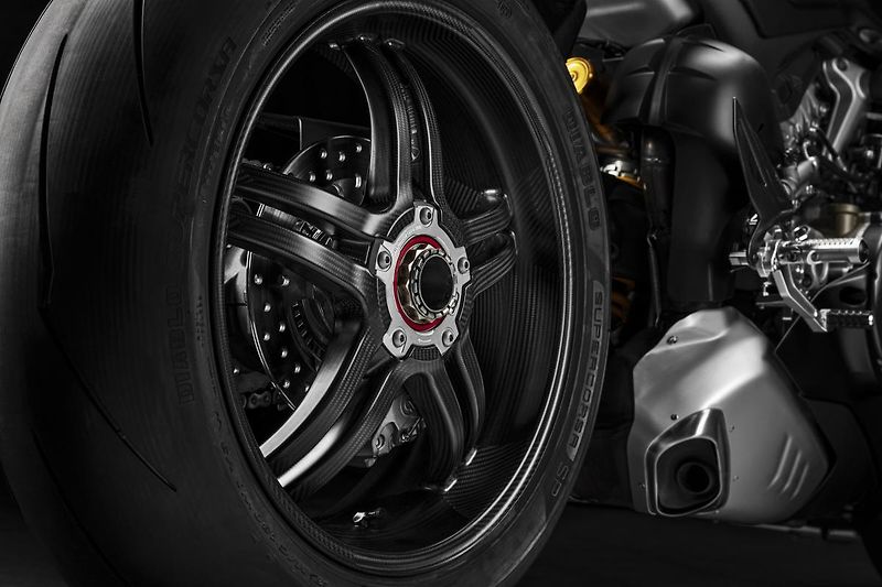 Ducati Panigale V4 S (2021) SP - fotka 37 z 51