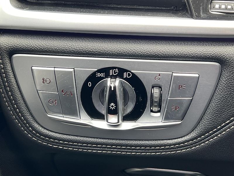 BMW Řada 7 (2017) 750d xDrive Laser Full  - fotka 18 z 39