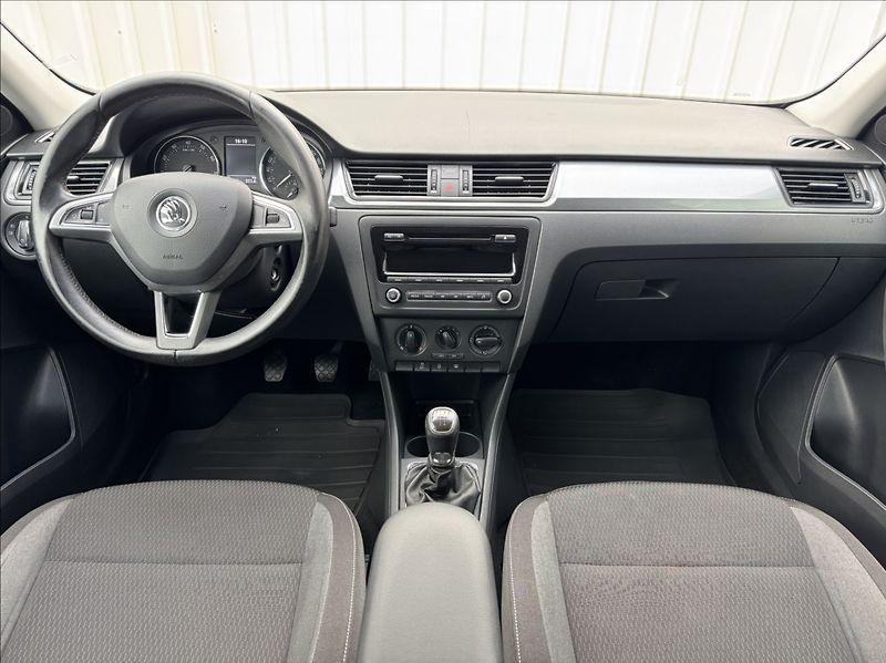 Škoda Rapid 1,2 TSI,63kW,tažné,1.maj.,ČR - fotka 27 z 50