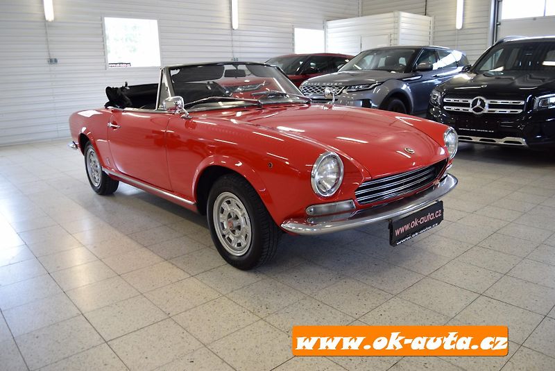Fiat 124 Spider 1.6 SPORT SPIDER rv 1969 - fotka 12 z 50