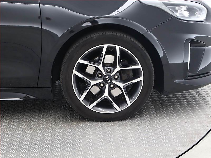 Kia Pro_Ceed (2020) GT-Line 1.4 T-GDI, ČR,1.maj - fotka 13 z 19