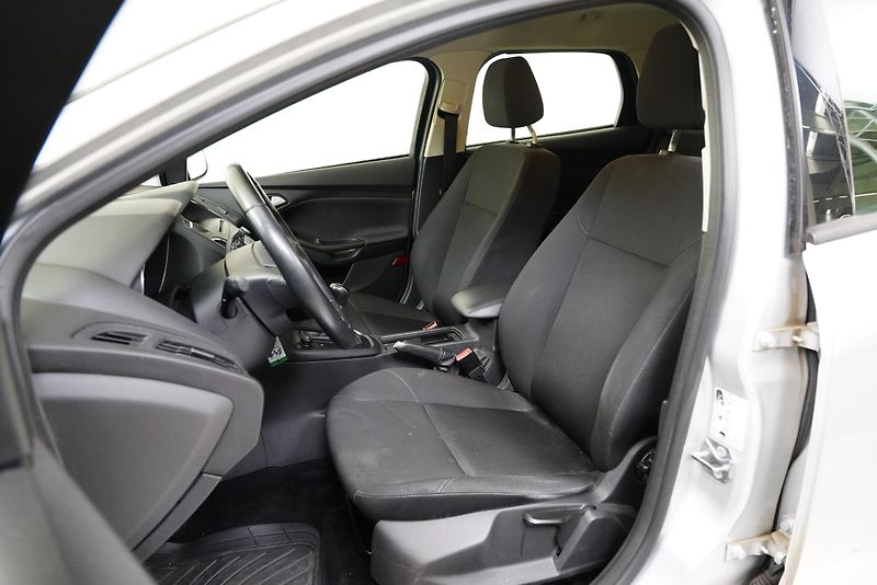 Ford Focus - fotka 11 z 24