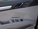 Škoda Superb (2013) 2.0 TDi 4x4, ČR, DSG, bixen - náhled 15