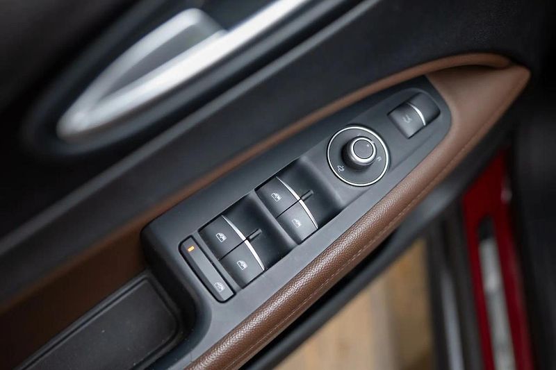 Alfa Romeo Stelvio Q4 2.2 JTD 154 kW - fotka 21 z 35