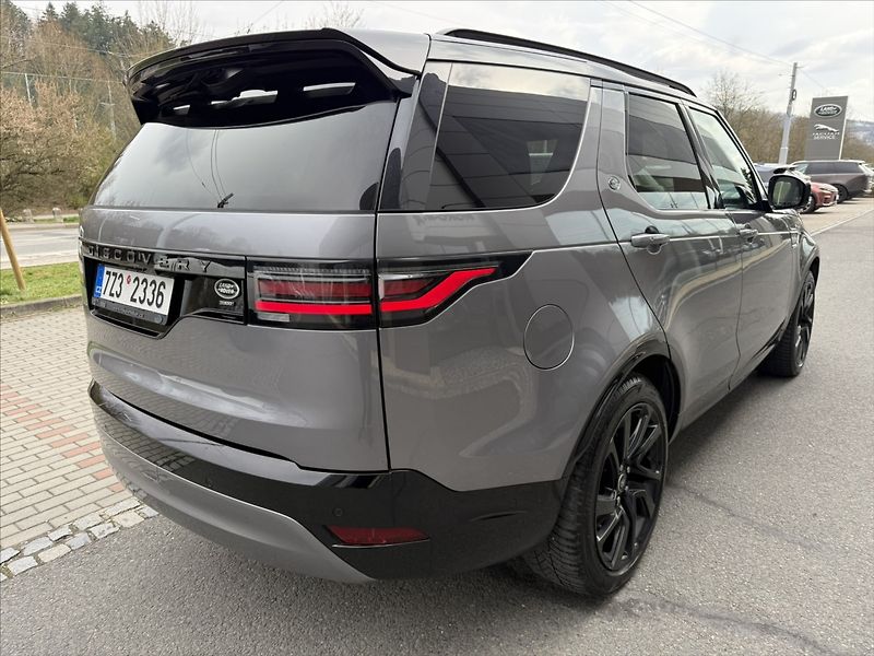 Land Rover Discovery 3,0 R-DYNAMIC SE D300 - fotka 7 z 26