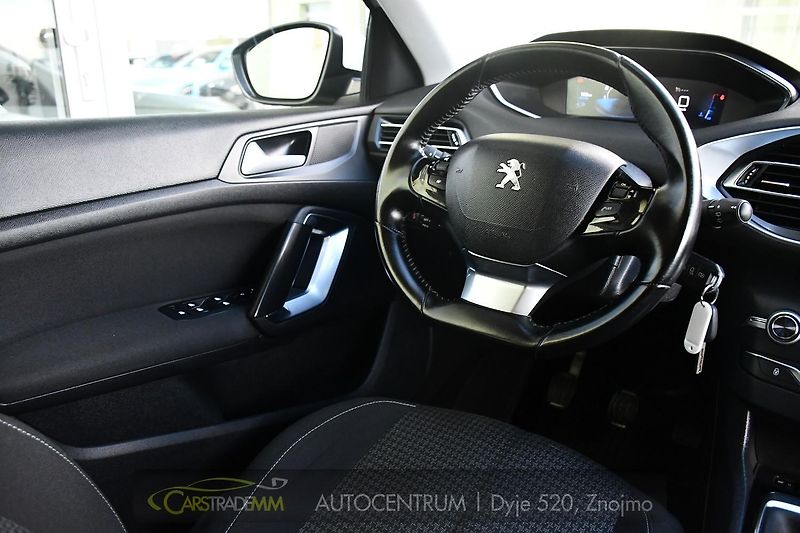 Peugeot 308 SW 1.5BlueHDi ACTIVE CARPLAY - fotka 22 z 49