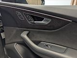 Audi Q8 E55 TFSI Quattro S-line - náhled 37