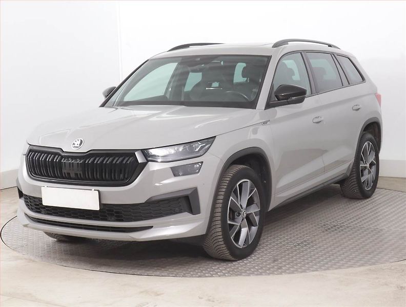 Škoda Kodiaq (2022) Sportline 1.5 TSI - fotka 2 z 18