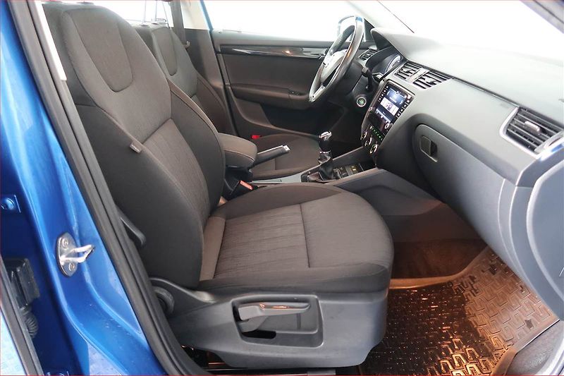 Škoda Octavia (2017) Style 2.0 TDI, Tempomat - fotka 9 z 19