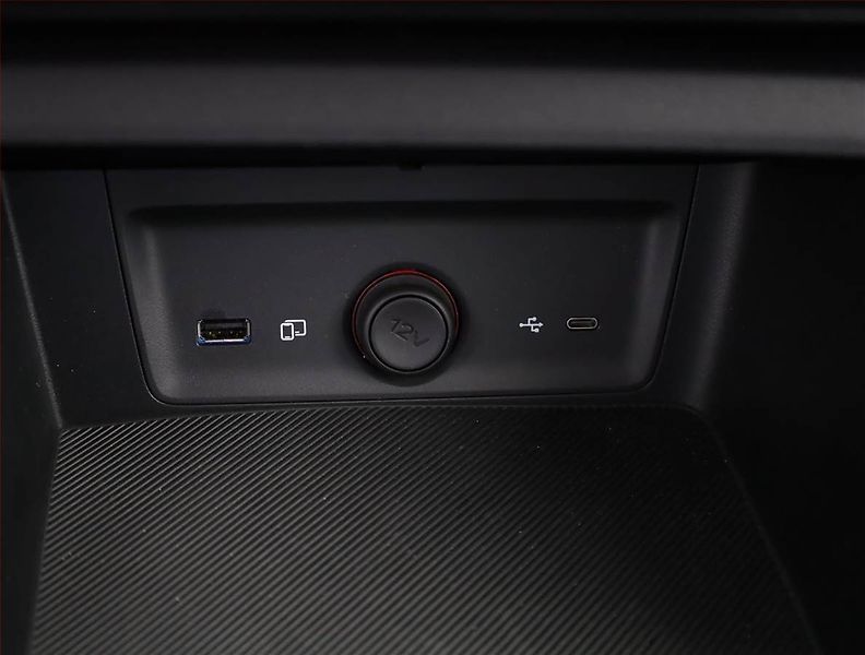 MG ZS (2025) 1.5 i, Elegance, FullLed - fotka 16 z 20