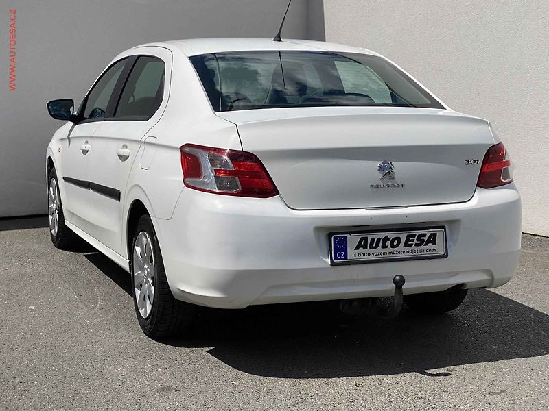 Peugeot 301 (2015) 1.2PT, 2.maj,ČR, AC, tažné - fotka 6 z 17