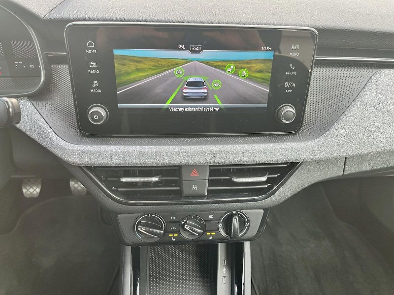Škoda Kamiq (2025) 1,0TSI 85KW SELECTION - fotka 18 z 21