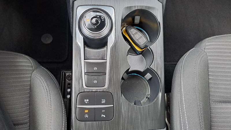 Ford Focus 1.5 EcoBlue Titanium Automat - fotka 26 z 27