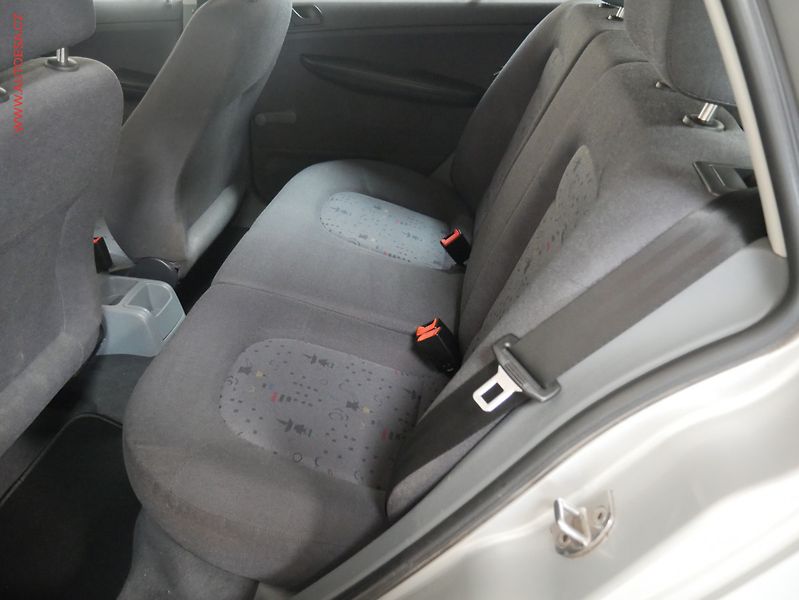 Škoda Fabia (2001) 1.4 MPi, ČR - fotka 10 z 15