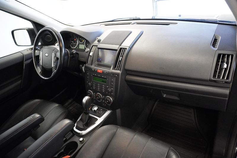 Land Rover Freelander (2012) 2,2T LEATHER ETC AUTOMAT - fotka 29 z 46