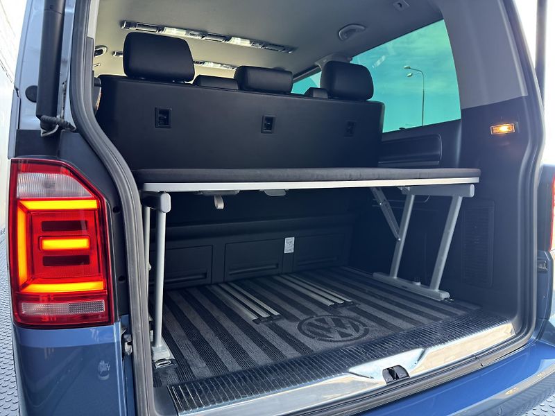 Volkswagen Multivan (2017) 2.0TDi DSG Highline RZV - fotka 27 z 54