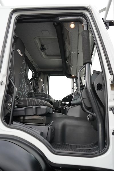 Iveco Trakker (2014) 310 / EEV / 4 X 4 / SKRZYNIOWY - fotka 8 z 54
