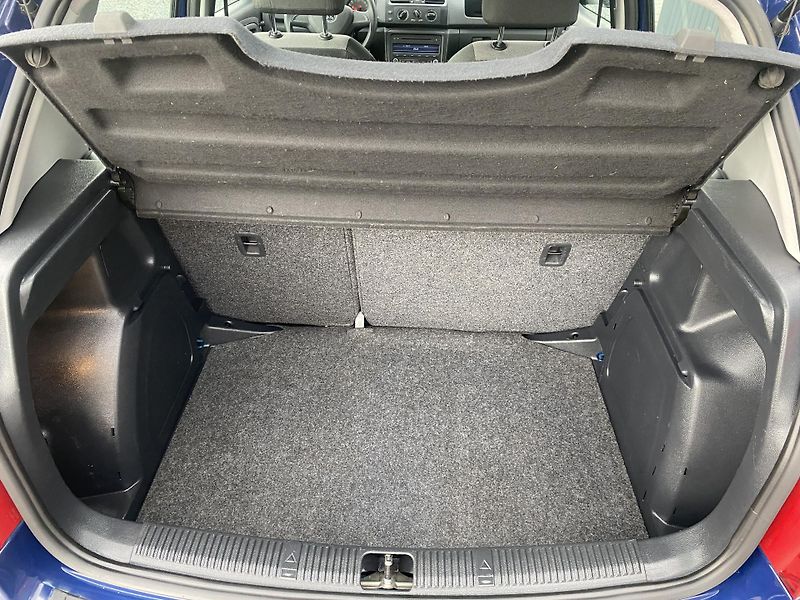 Škoda Fabia 1.2i 1x MAJ.- 84 000 KM - fotka 22 z 30