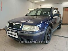 Škoda Octavia (2001) 1.6 i, AC, temp, tažné - fotografie inzerátu