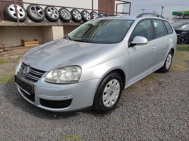 Volkswagen Golf 1.9 TDI Variant Trendline - fotka 1 z 26