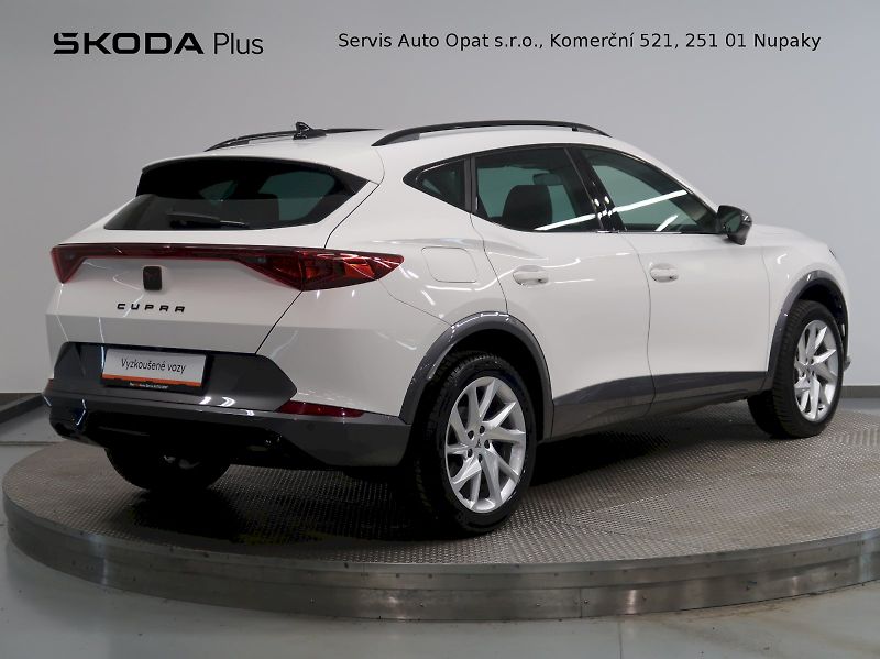 Cupra Formentor (2024) 1.5TSI 110KW DSG - fotka 2 z 38