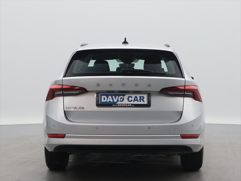 Škoda Octavia 2,0 TDI 85kW Ambition CZ DPH - fotka 6 z 36