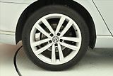 Volkswagen Passat 2,0 TDI 140 kW DSG ELEGANCE Zá - náhled 32