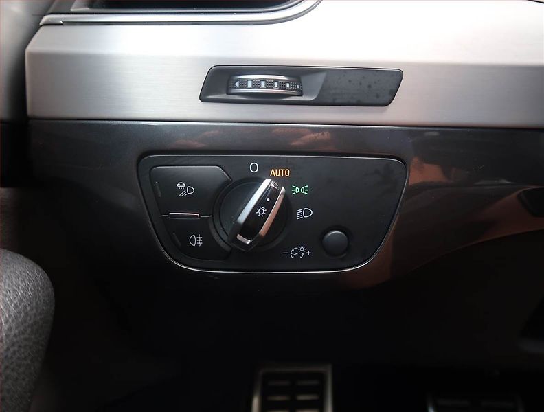 Audi Q7 (2016) S-Line 3.0 TDI - fotka 19 z 30