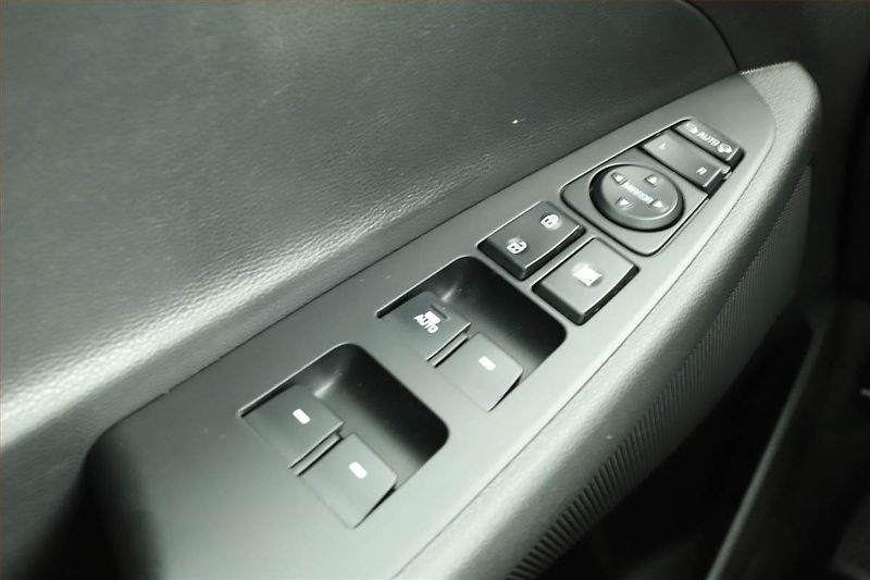 Hyundai Tucson (2017) 1.7 CRDi, Navi, Tempomat - fotka 15 z 15