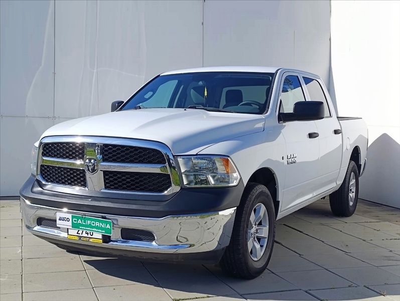 Dodge RAM 1500 3,6 i 4x4 Automat 6míst Tažné - fotka 2 z 35