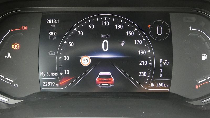 Renault Captur 1,3  TCe 140 Techno EDC - fotka 13 z 22