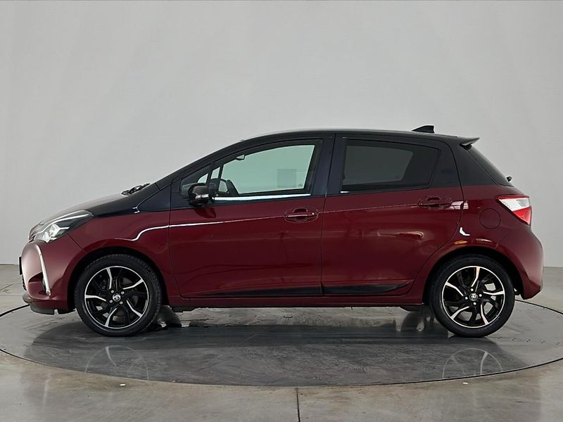 Toyota Yaris Hatchback - fotka 3 z 30