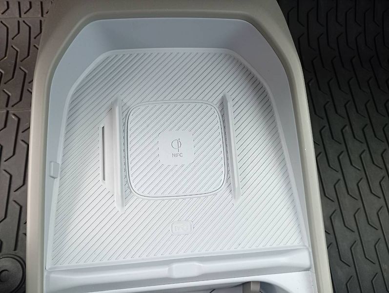 Kia EV3 (2024) EARTH 150 kW, bat.81,4 kW - fotka 18 z 28