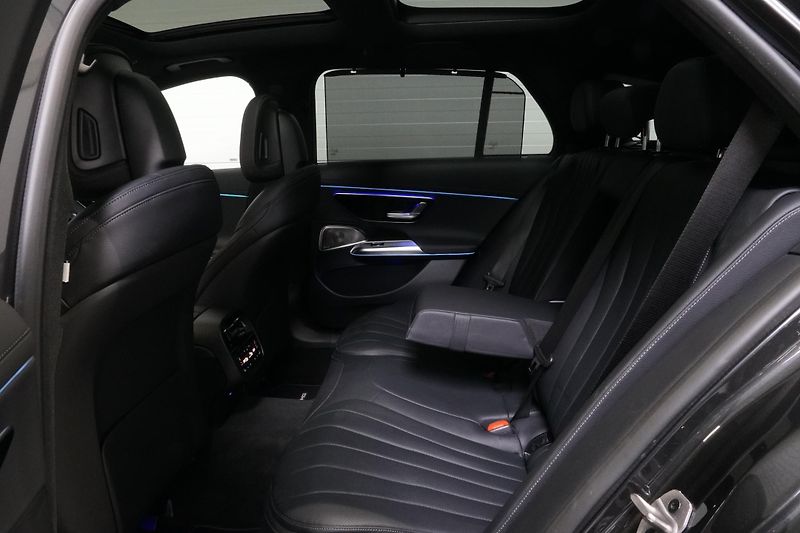 Mercedes-Benz Třídy E E450D,4M,HYPERSCREEN,TZ,NZ.TOP - fotka 17 z 41