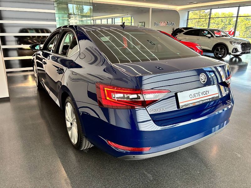 Škoda Superb (2017) Style 2.0 TDI (110kW/150k) DSG - fotka 29 z 29