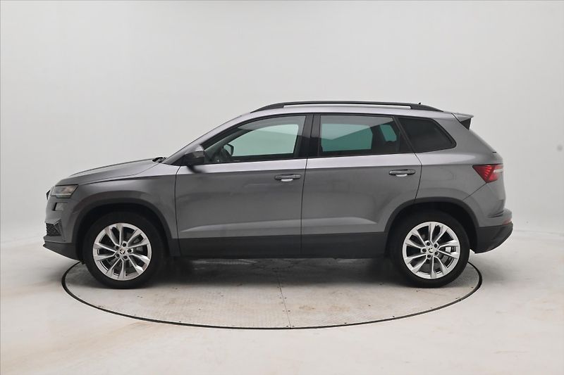Škoda Karoq 2,0 TDI 110kW DSG 4x4 STYLE Zá - fotka 8 z 32