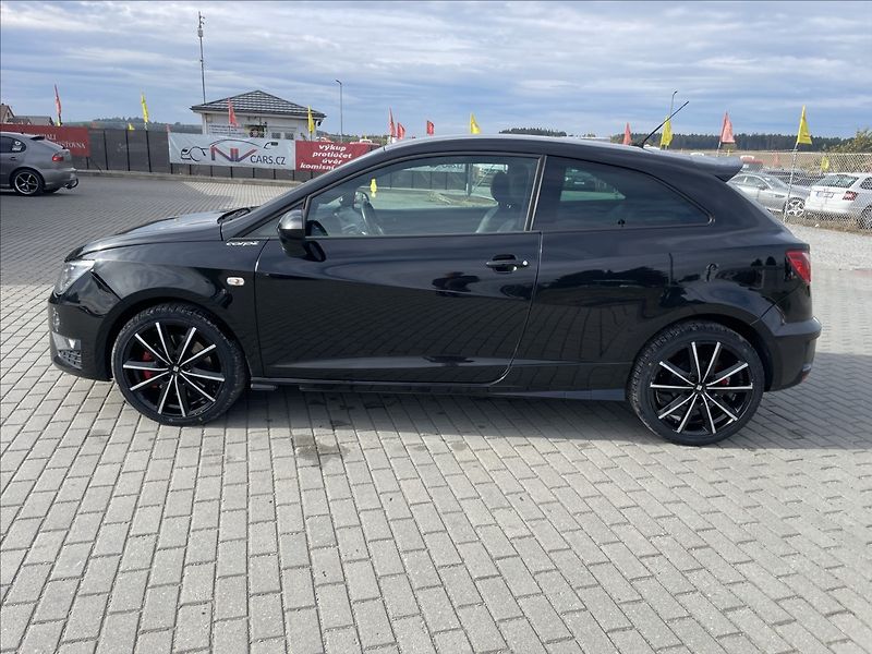 Seat Ibiza 1,4 TSI FR 135kw Automat DPH - fotka 2 z 38