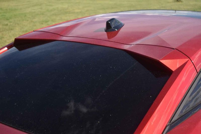 Peugeot 408 je praktický rodinný i reprezentativní podnikatelský vůz.