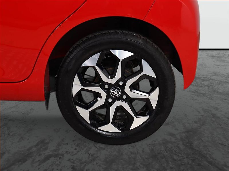 Toyota Aygo (2021) 1.0 VVT-i, ČR,1.maj - fotka 12 z 17
