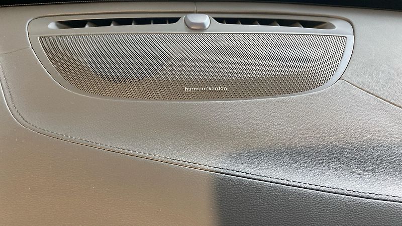 Volvo XC90 INSCRIPTION, B5 AWD, 173+10 kW - fotka 14 z 33