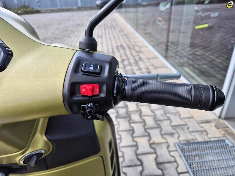 Vespa (2026) GTS 310 SUPERSPORT - fotka 20 z 60