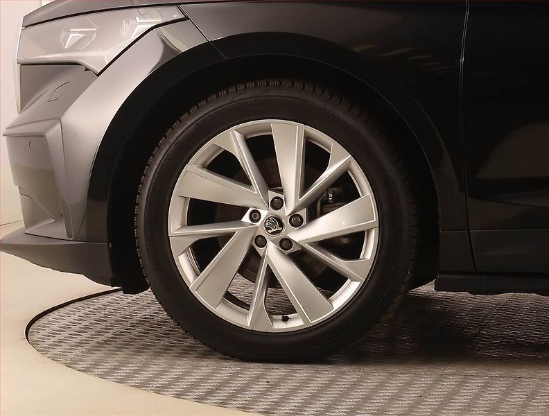 Škoda Enyaq (2021) 60 (62 kWh), SoH 91% - fotka 15 z 29