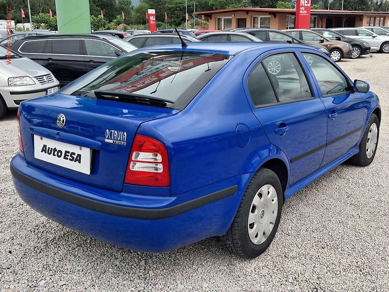 Škoda Octavia (2008) 1.6 i, ČR, Tour - fotka 4 z 14