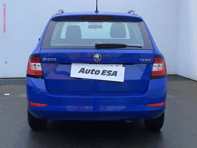 Škoda Fabia (2019) 1.0 TSi, 1.maj,ČR, Active, AC - fotka 5 z 15