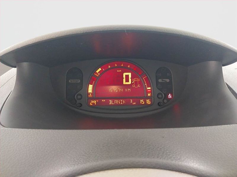 Renault Modus (2005) 1.6, Klima, jezdí výborně - fotka 11 z 15