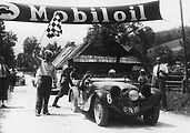 Polská Rally 1939 a na startu je s vozem Aero 50 Vladimír Vojtěchovský.