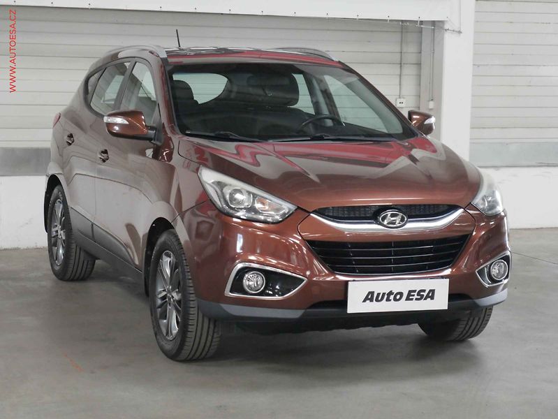 Hyundai ix35 (2014) 1.7 CRDi, AC, park.asist - fotografie inzerátu